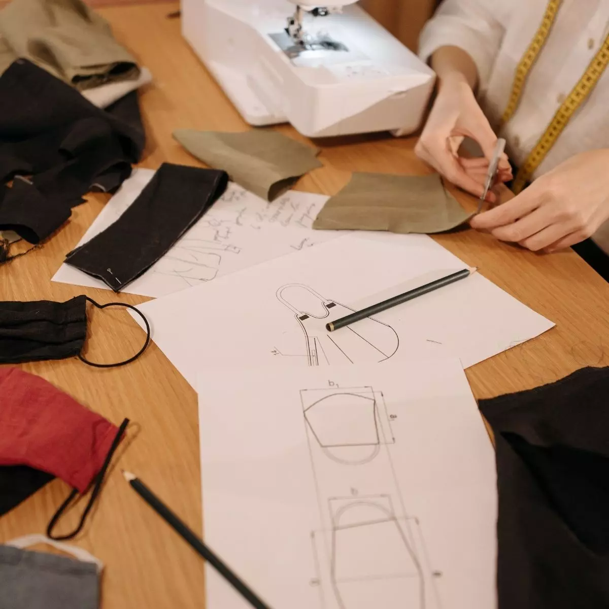 5. Sesuaikan Ukuran Desain dengan Kain
