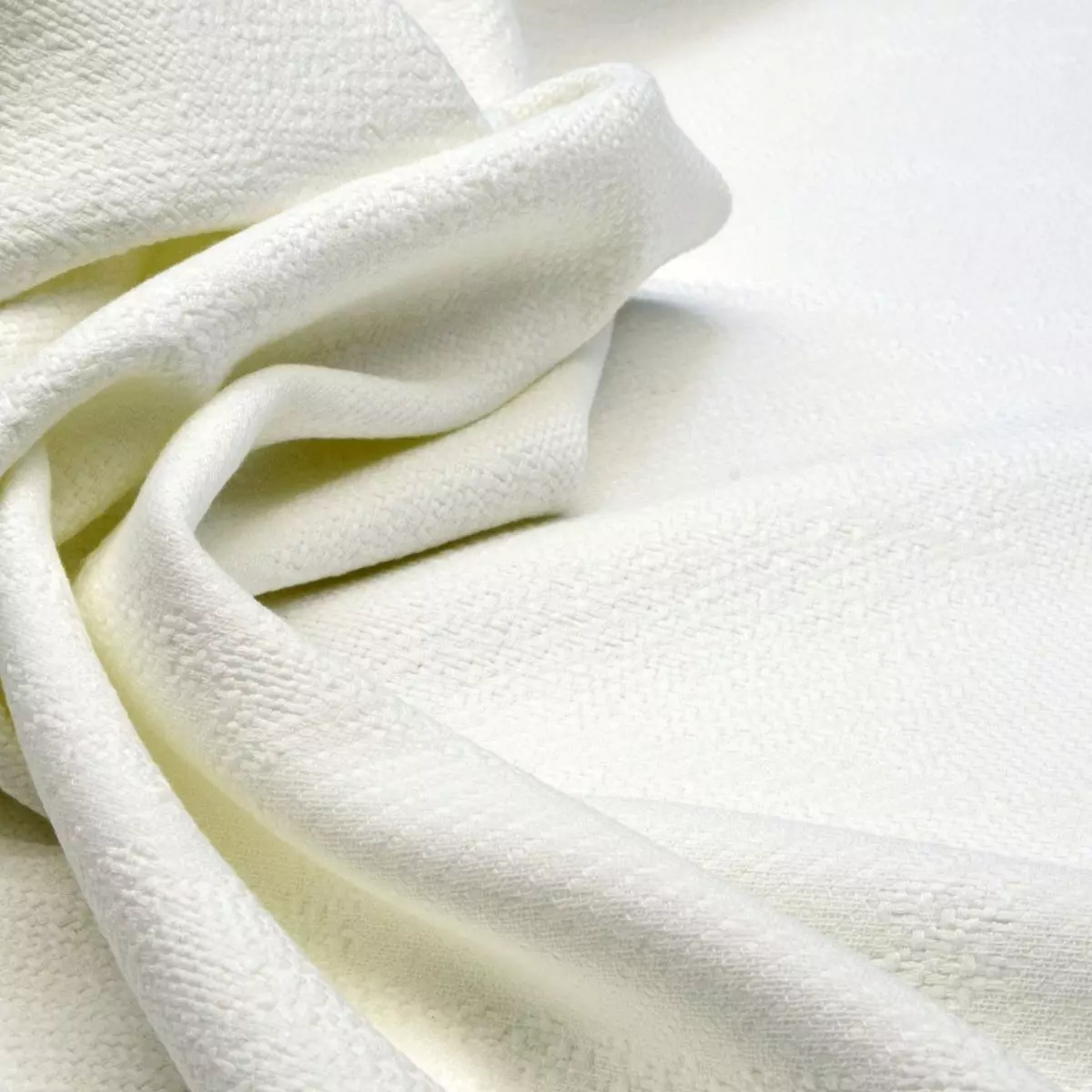 2. Campuran Polyester 