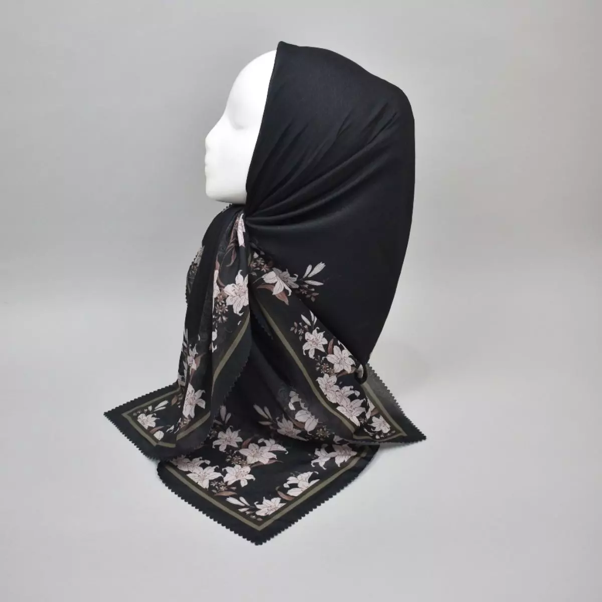 Tips Memilih Hijab Voal Sublim untuk Silaturahmi