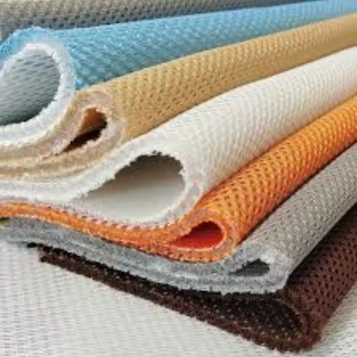 Kapan Sebaiknya Memilih Translucent Mesh atau Sandwich Mesh?