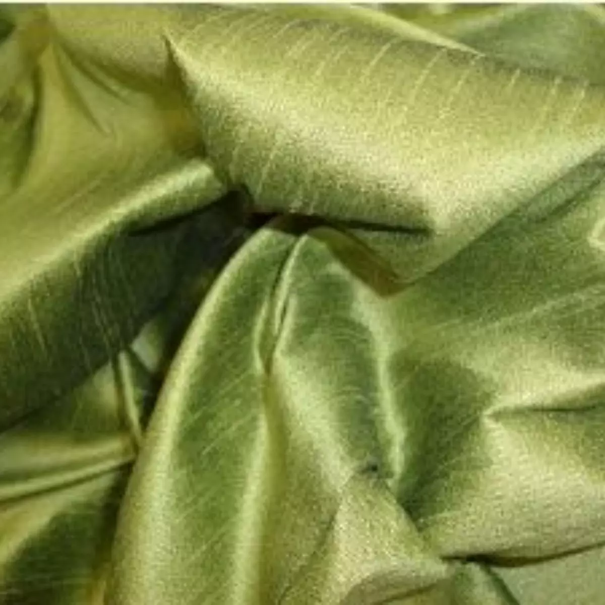 Kegunaan Kain Santung dalam Dunia Fashion
